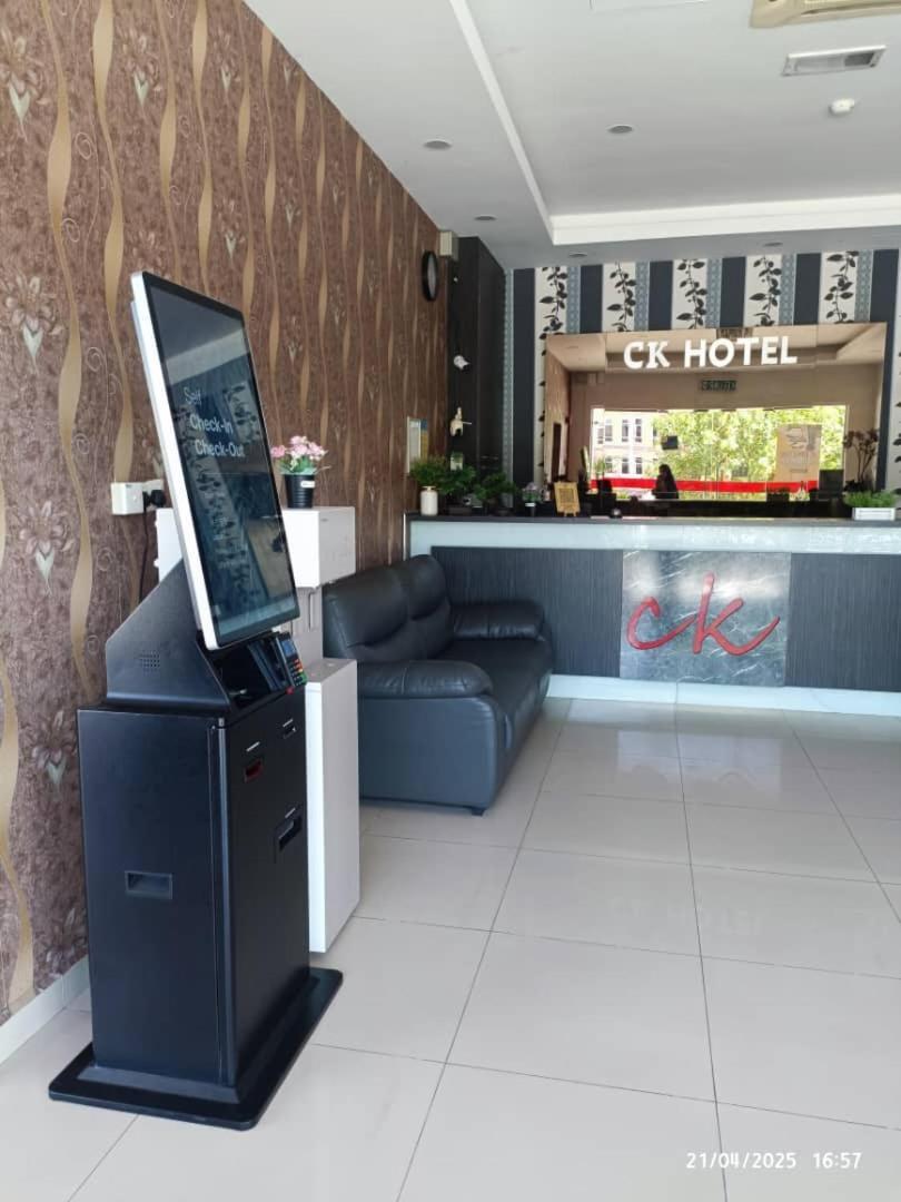 Ck Hotel Lumut Exteriér fotografie